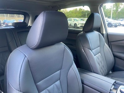 2025 Nissan Rogue Platinum