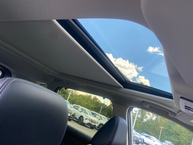 2025 Nissan Rogue Platinum