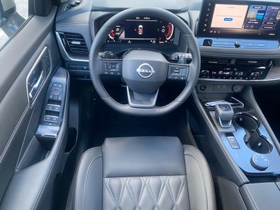 2025 Nissan Rogue Platinum