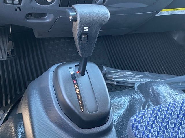 2025 Isuzu NRR 1V404 176" Wheelbase