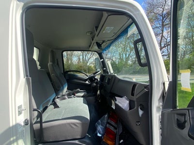2025 Isuzu NPR-HD 3F254 132.5" Wheelbase