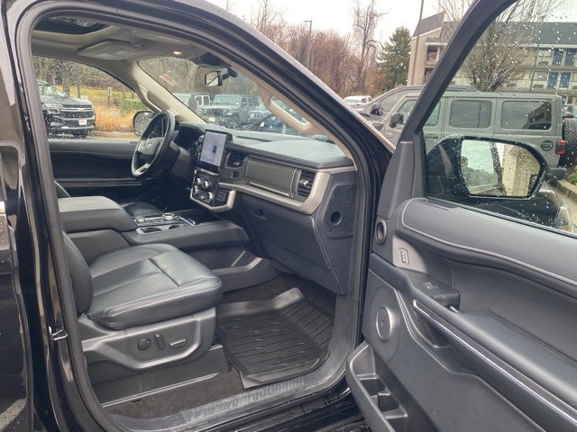 2023 Ford Expedition XLT