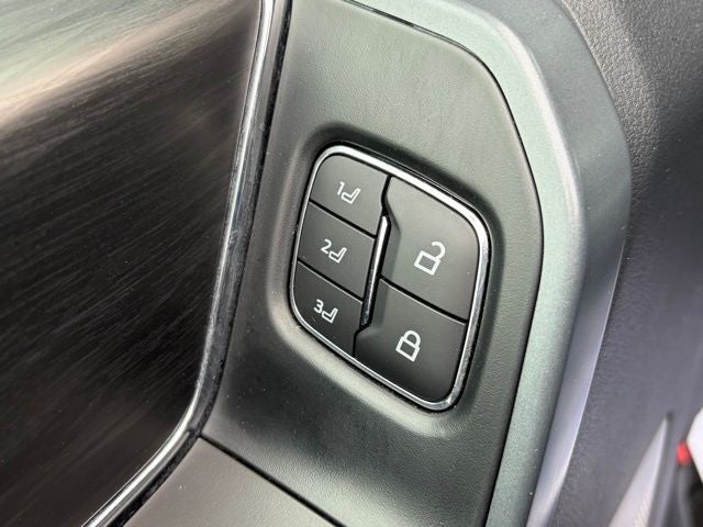 2024 Ford F-150 Lightning Lariat