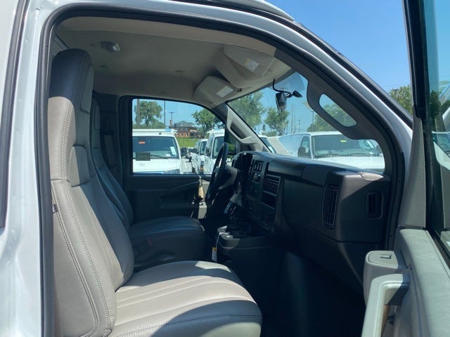 2025 Chevrolet Express 3500 Cutaway Cutaway