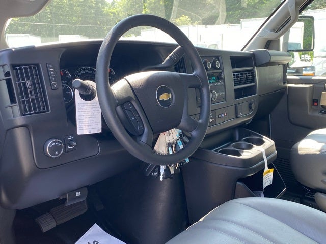 2025 Chevrolet Express 3500 Cutaway Cutaway