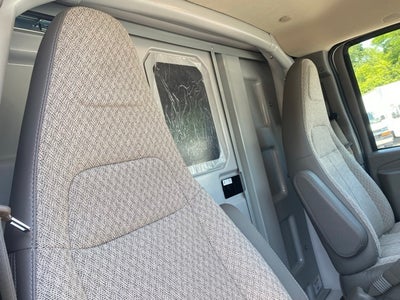 2025 Chevrolet Express 3500 Cutaway Cutaway