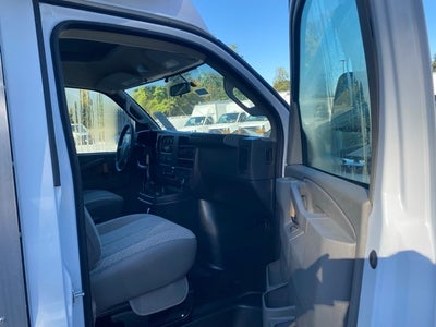 2025 Chevrolet Express 3500 Cutaway Cutaway