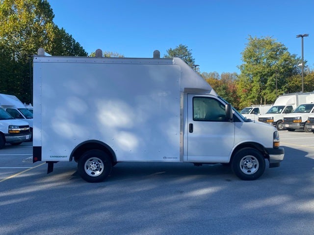 2025 Chevrolet Express 3500 Cutaway Cutaway