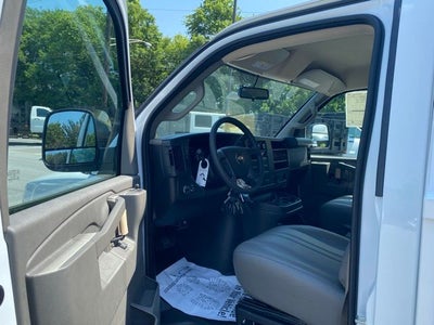 2025 Chevrolet Express 3500 Cutaway Cutaway