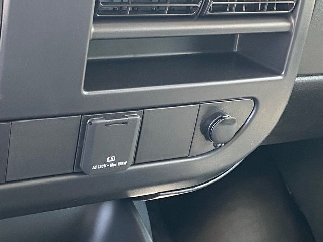 2025 Chevrolet Express 3500 Cutaway Cutaway