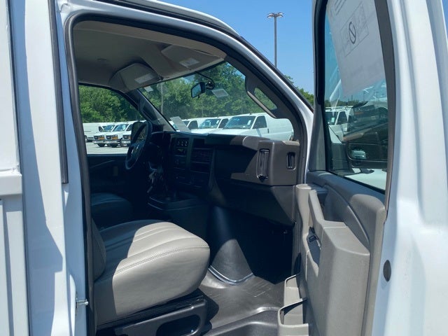 2025 Chevrolet Express 3500 Cutaway Cutaway