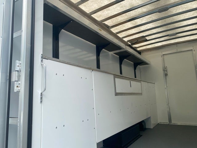 2025 Chevrolet Express 3500 Cutaway Cutaway