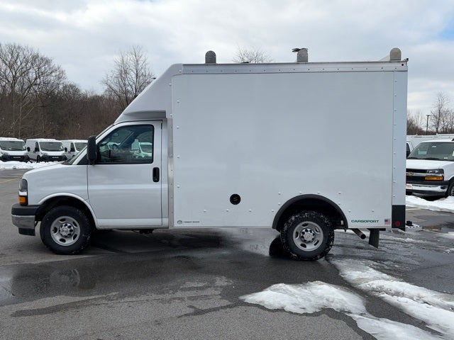 2025 Chevrolet Express 3500 Work Van Cutaway