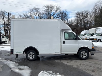2025 Chevrolet Express 3500 Work Van Cutaway