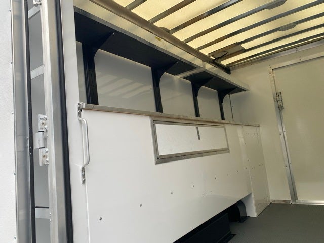 2025 Chevrolet Express 3500 Cutaway Cutaway