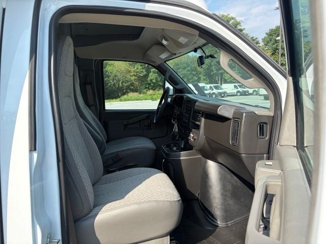 2026 Chevrolet Express 3500 Work Van Cutaway