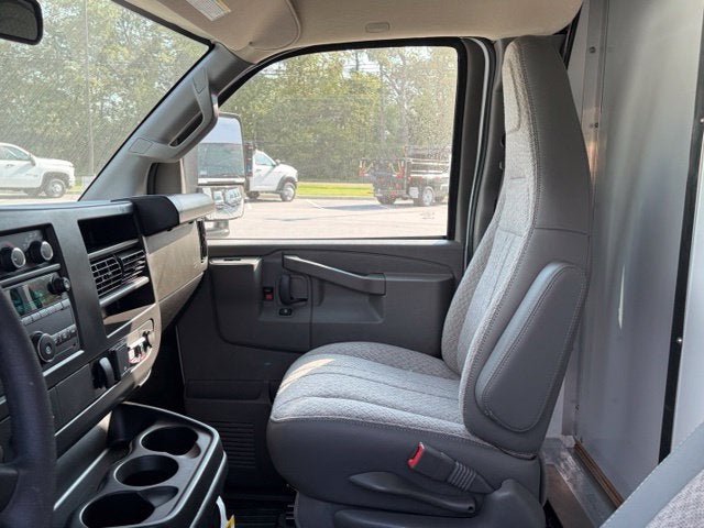 2026 Chevrolet Express 3500 Work Van Cutaway