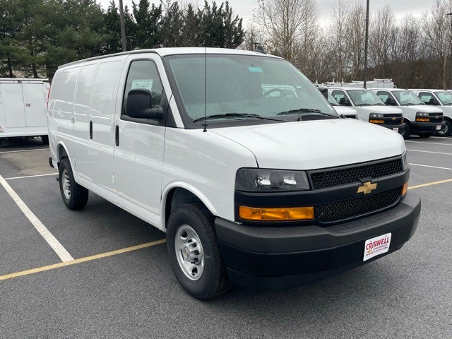 2025 Chevrolet Express 2500 Work Van Cargo