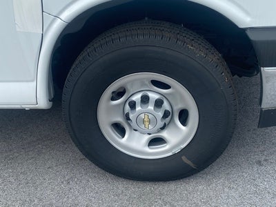 2025 Chevrolet Express 2500 Work Van Cargo