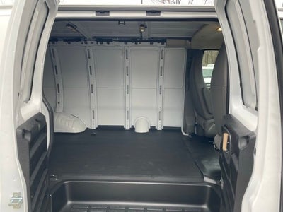 2025 Chevrolet Express 2500 Work Van Cargo