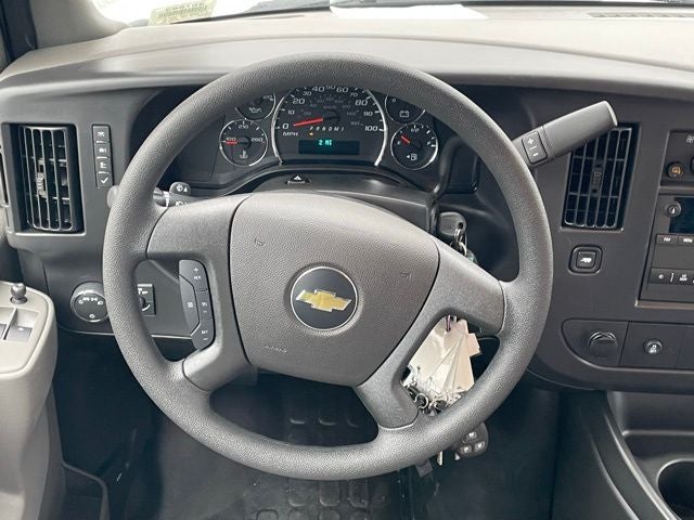 2025 Chevrolet Express 2500 Work Van Cargo