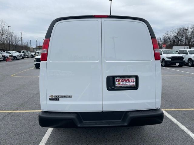 2025 Chevrolet Express 2500 Work Van Cargo