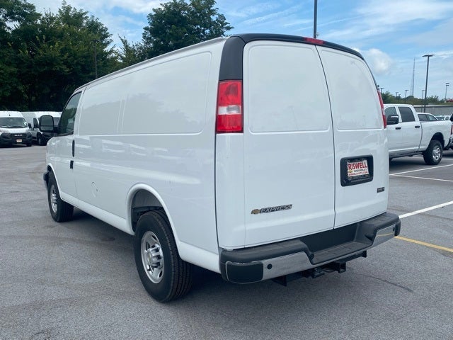 2025 Chevrolet Express 2500 Work Van Cargo