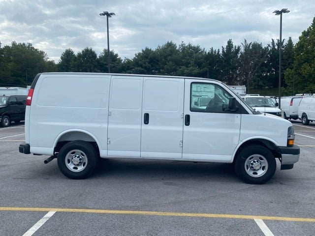 2025 Chevrolet Express 2500 Work Van Cargo