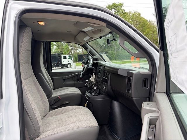 2026 Chevrolet Express 2500 Work Van Cargo