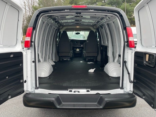2025 Chevrolet Express 2500 Work Van Cargo