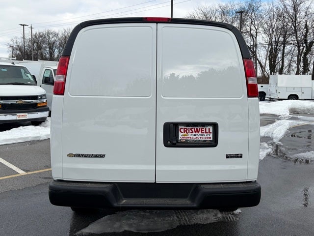 2025 Chevrolet Express 2500 Work Van Cargo