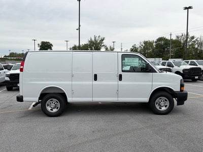 2026 Chevrolet Express 2500 Work Van Cargo