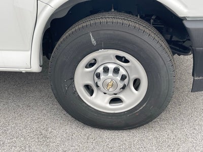 2025 Chevrolet Express 2500 Work Van Cargo