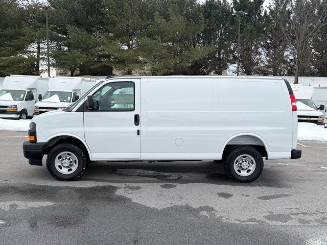 2025 Chevrolet Express 2500 Work Van Cargo