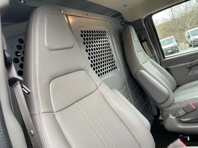 2025 Chevrolet Express 2500 Work Van Cargo