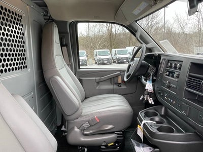 2025 Chevrolet Express 2500 Work Van Cargo