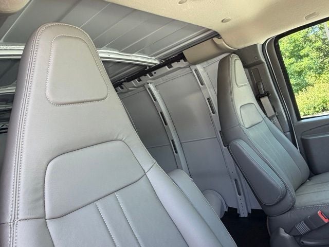2026 Chevrolet Express 3500 Work Van Cargo