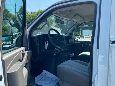 2024 GMC Savana 3500 Work Van