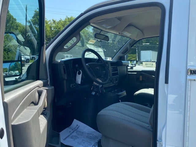 2024 GMC Savana 3500 Work Van