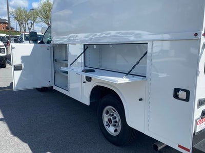 2024 GMC Savana 3500 Work Van