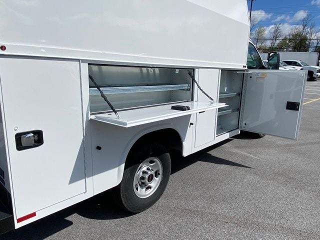 2024 GMC Savana 3500 Work Van
