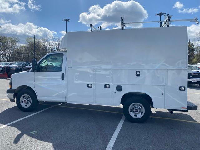 2024 GMC Savana 3500 Work Van