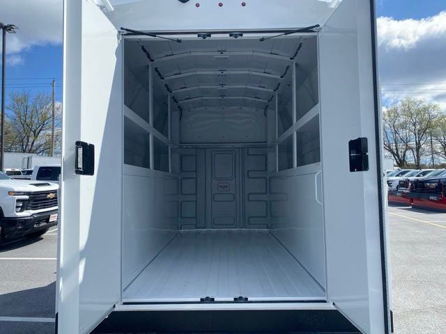 2024 GMC Savana 3500 Work Van
