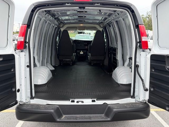 2026 GMC Savana 2500 Work Van