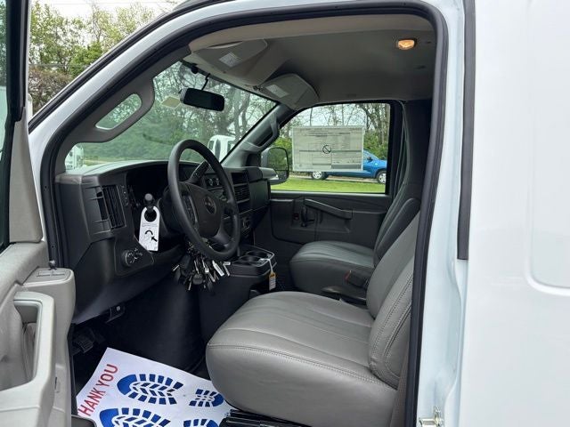 2026 GMC Savana 2500 Work Van