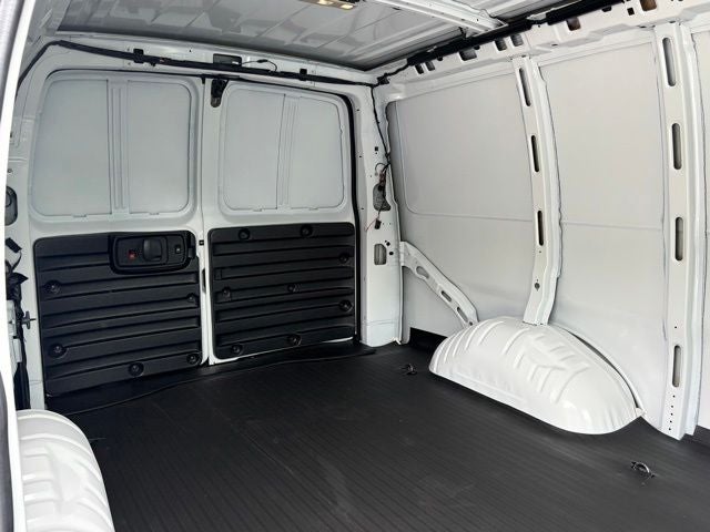 2026 GMC Savana 2500 Work Van