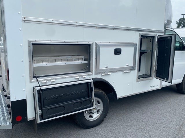 2025 Chevrolet Express 3500 Cutaway Cutaway