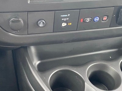 2025 Chevrolet Express 3500 Cutaway Cutaway