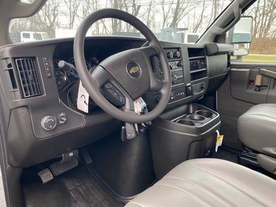 2025 Chevrolet Express 3500 Cutaway Cutaway