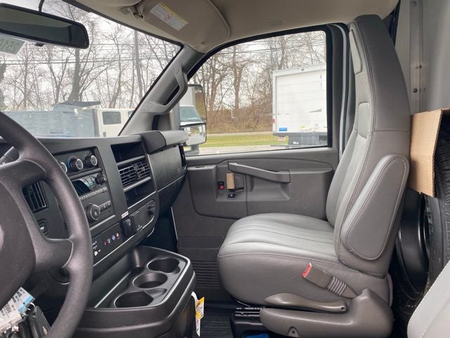 2025 Chevrolet Express 3500 Cutaway Cutaway